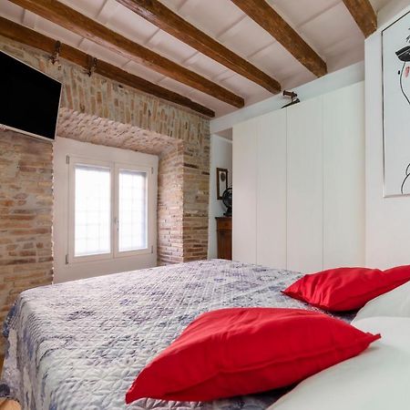 Largo Di Torre Argentina Cozy Studio Рим Екстериор снимка