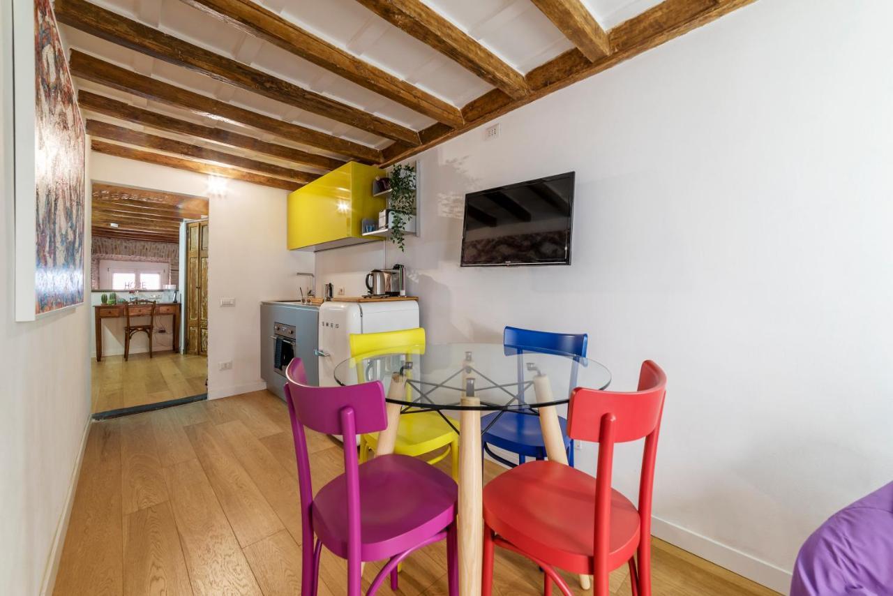 Largo Di Torre Argentina Cozy Studio Рим Екстериор снимка