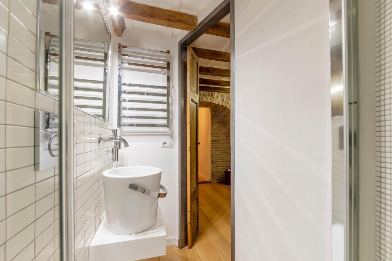 Largo Di Torre Argentina Cozy Studio Рим Екстериор снимка