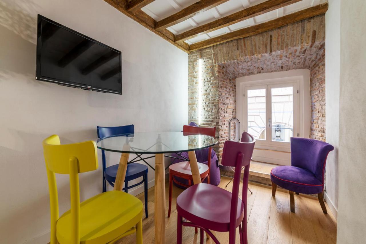 Largo Di Torre Argentina Cozy Studio Рим Екстериор снимка